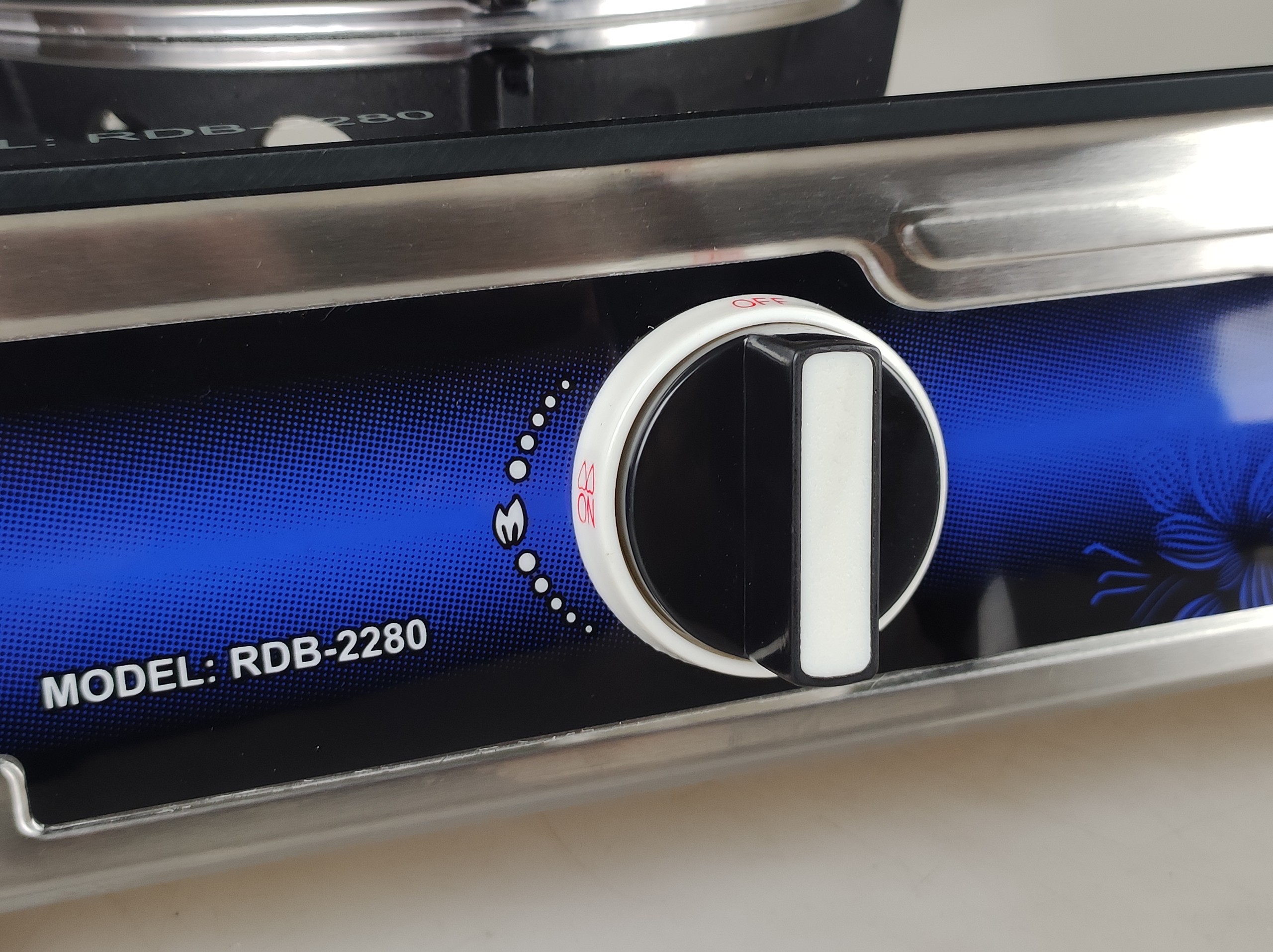Bếp ga đôi kiếng cường lực Raiden RDB2280, đầu đốt đồng mũ nguyên khối lửa xanh, kiềng gang-Hàng chính hãng