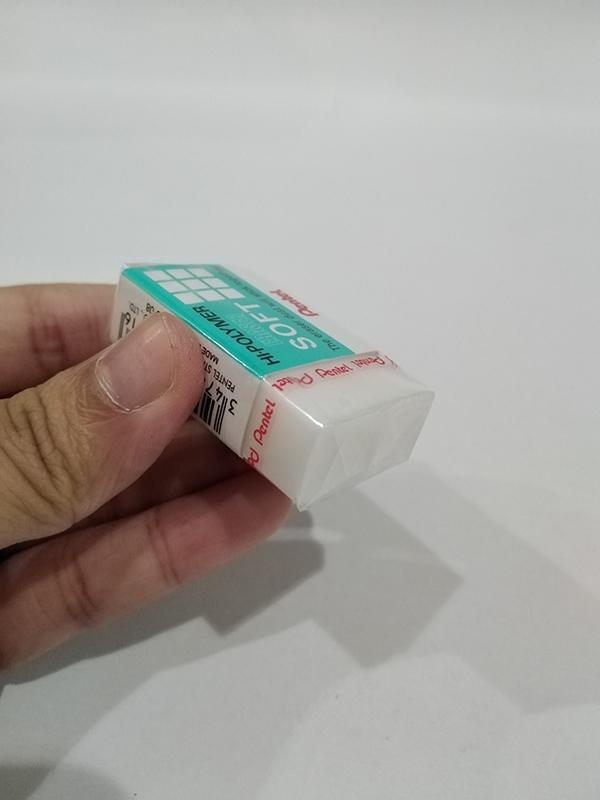 Gôm Pentel Hipolymer Zes-08