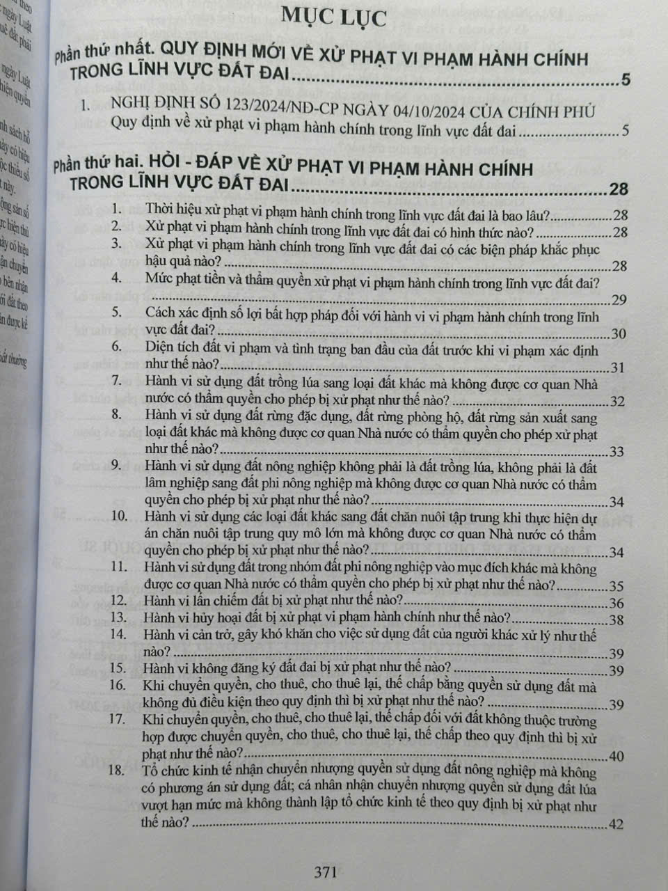 Sách Quy Định Về Xử Phạt Vi Phạm Hành Chính Trong Lĩnh Vực Đất Đai - V2497D