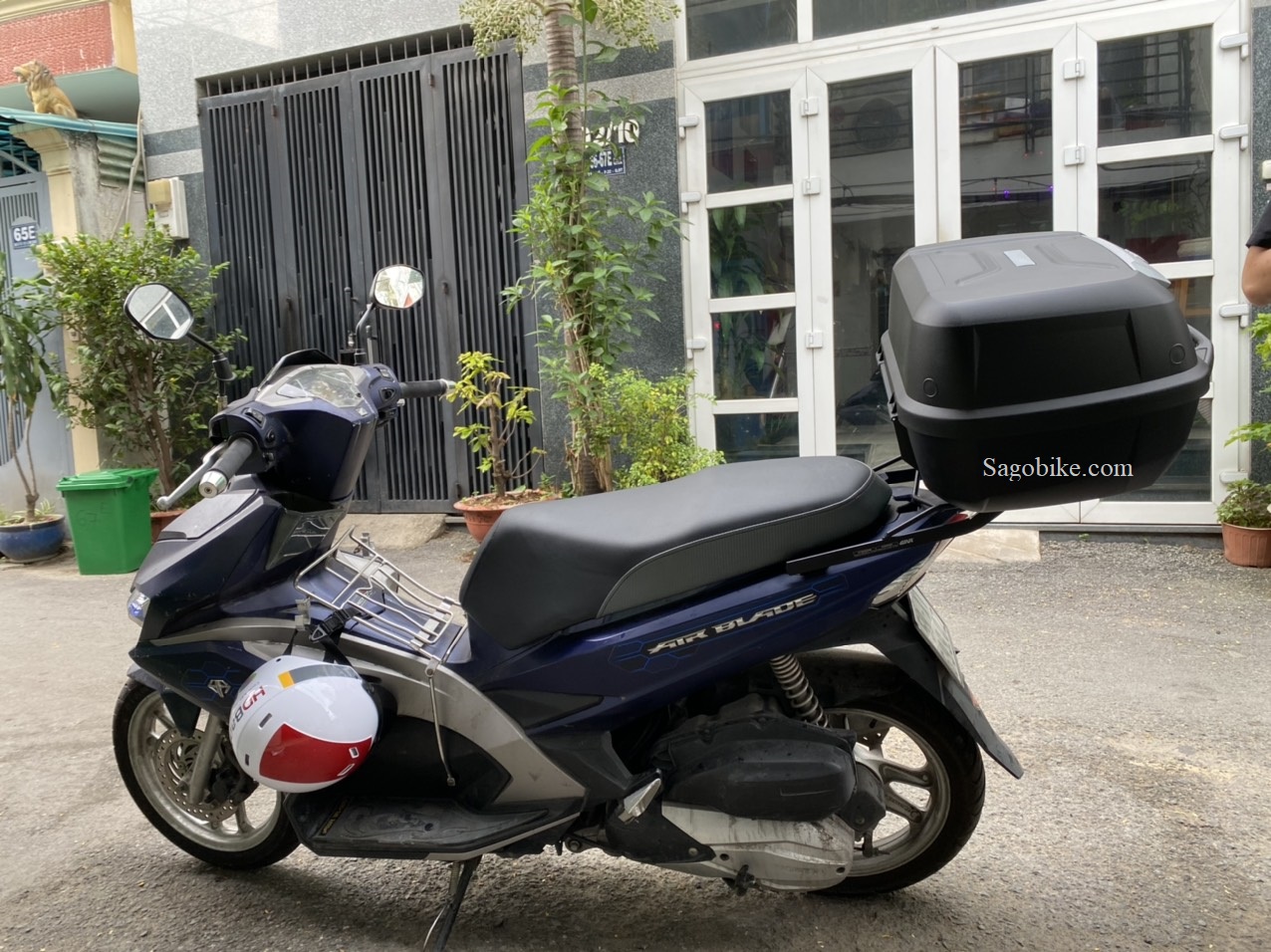 Thùng xe Airblade 2020, thùng Givi E43NTL và baga givi lắp cho xe Air Blade 150