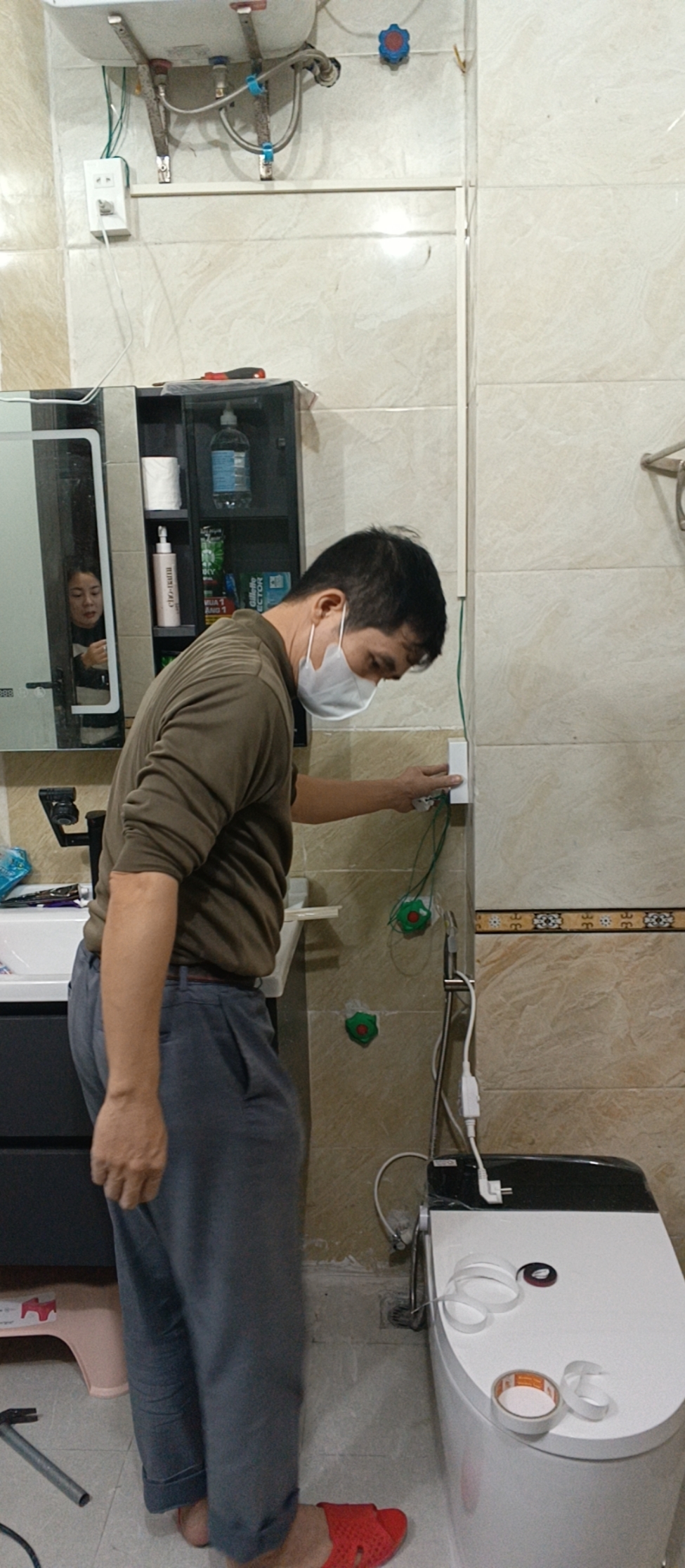 BỒN CẦU THÔNG MINH NHẬP KHẨU CAO CẤP CHÍNH HÃNG GROVES 6942B (FULL Chế độ),