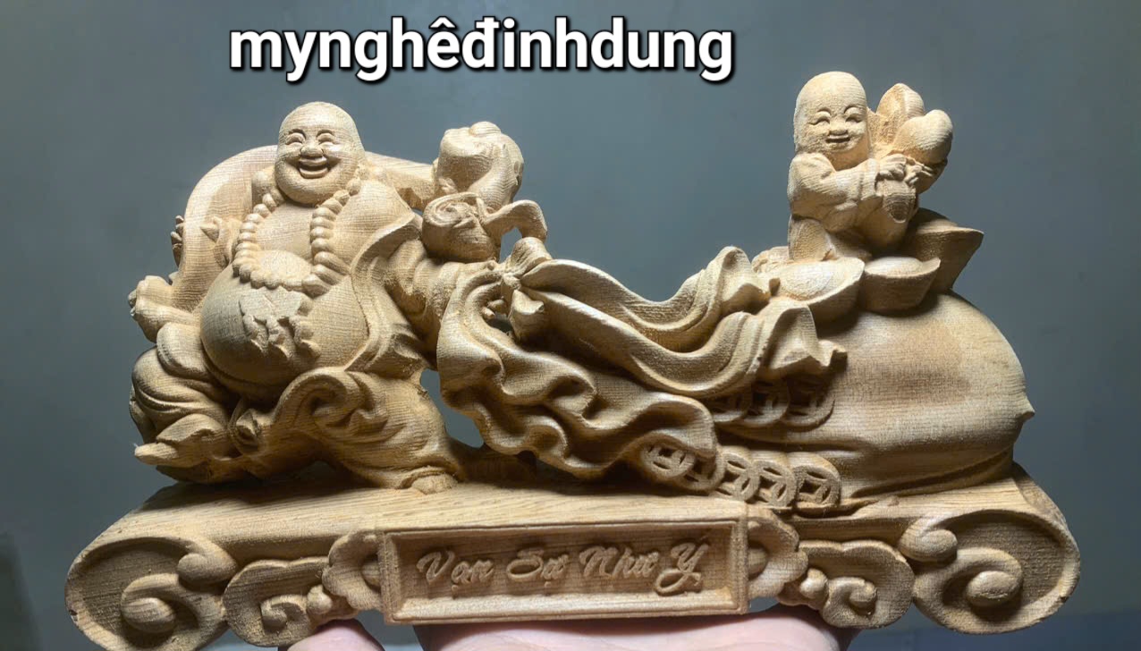 Tượng phật di lặc kéo bao vàng bằng gỗ ngọc am thơm nức kt 20x12x7cm
