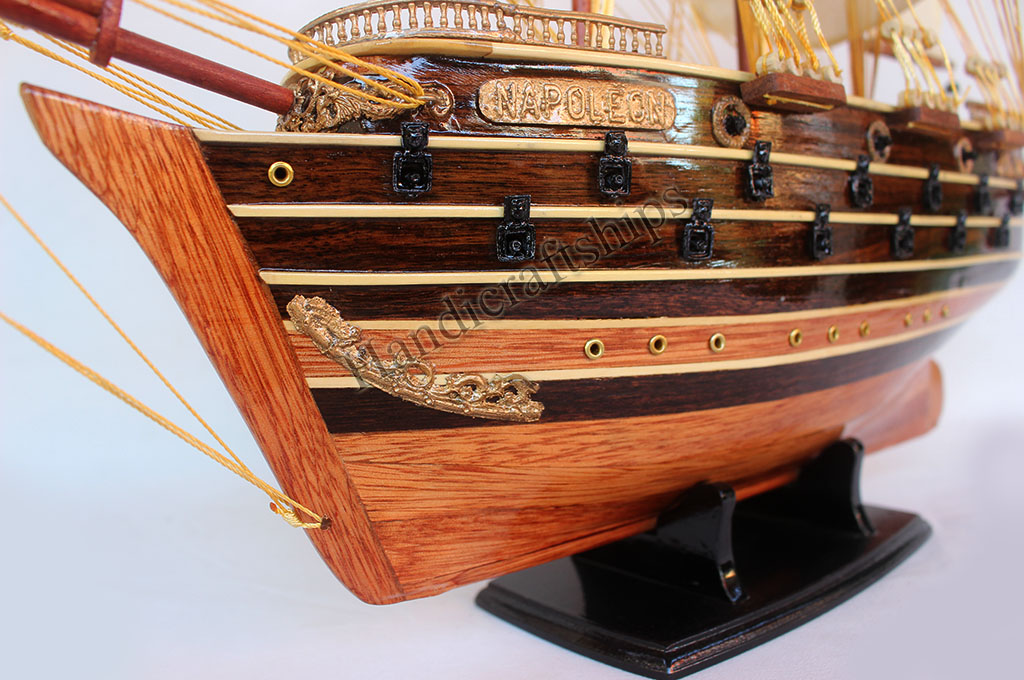 Mô hình thuyền cổ trang trí Napoleon chì (Thân: 40cm)