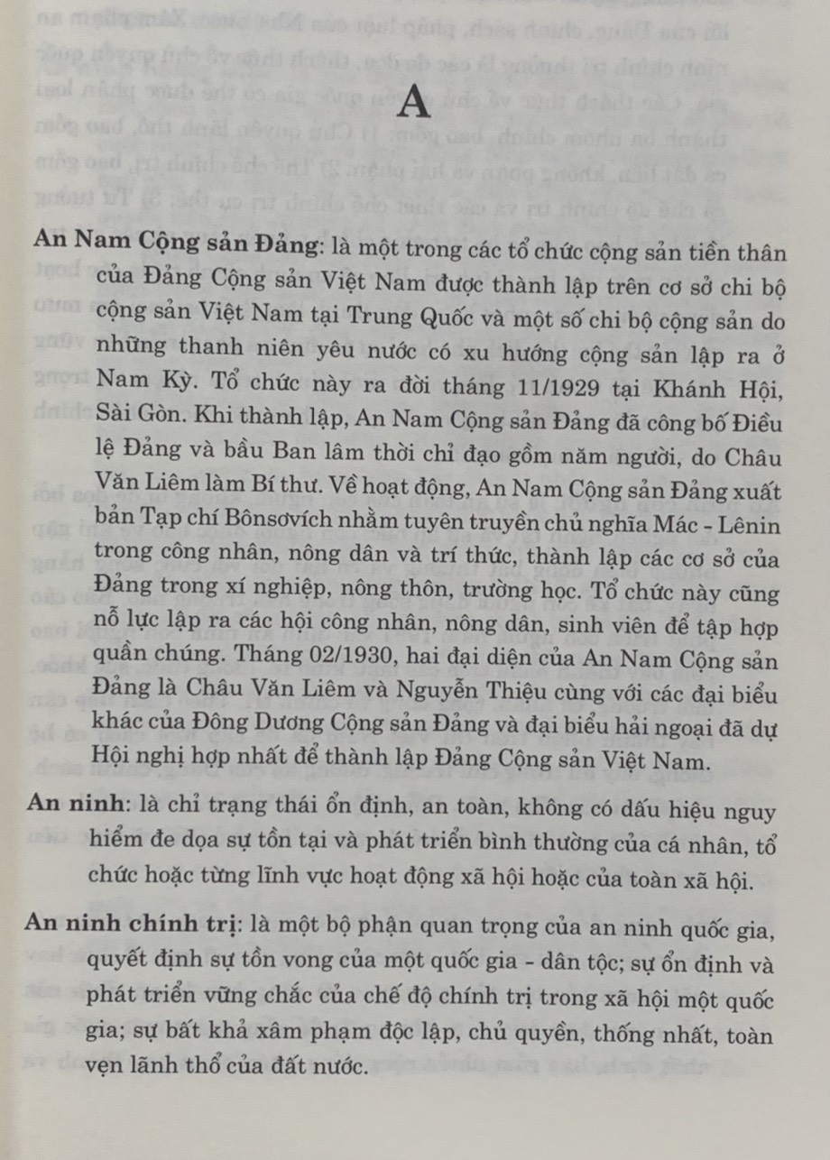 Sách - Thuật ngữ lý luận chính trị