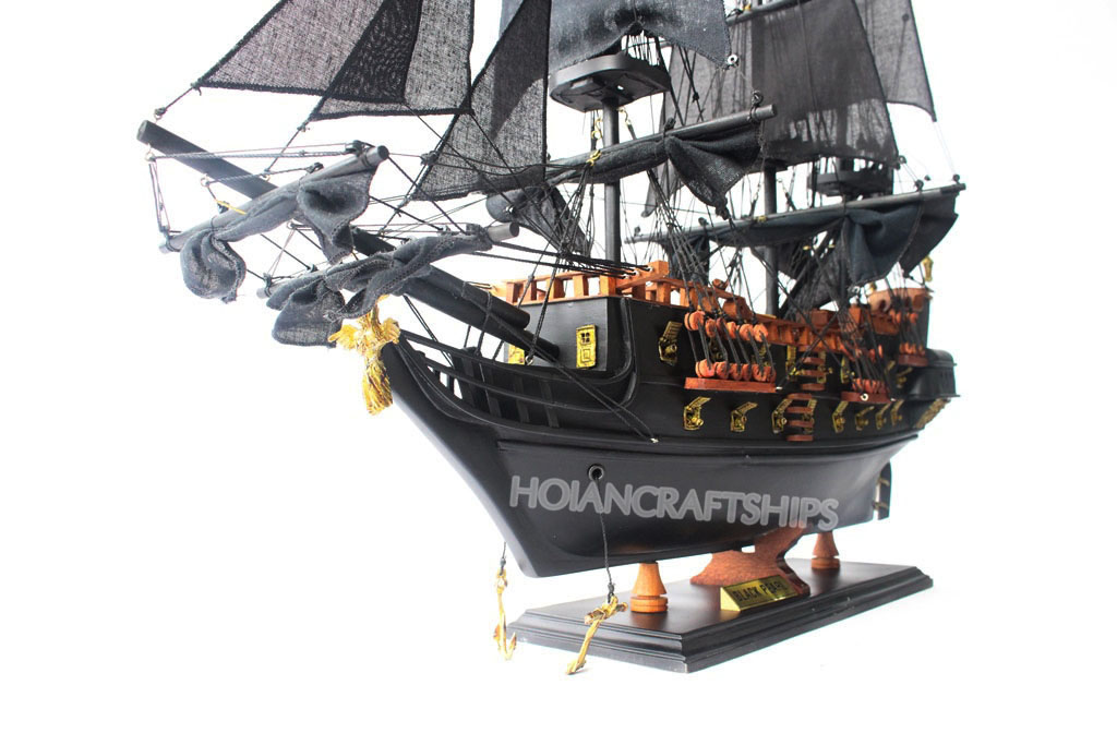 Mô hình thuyền Black Pearl (Ngọc Trai Đen) (dài 63cm)