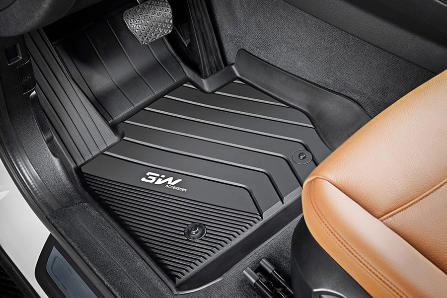 Thảm lót sàn xe ô tô BMW 520i/528i/530i 2016- đến nay nhãn hiệu Macsim 3W - chất liệu nhựa TPE đúc khuôn cao cấp - màu đen