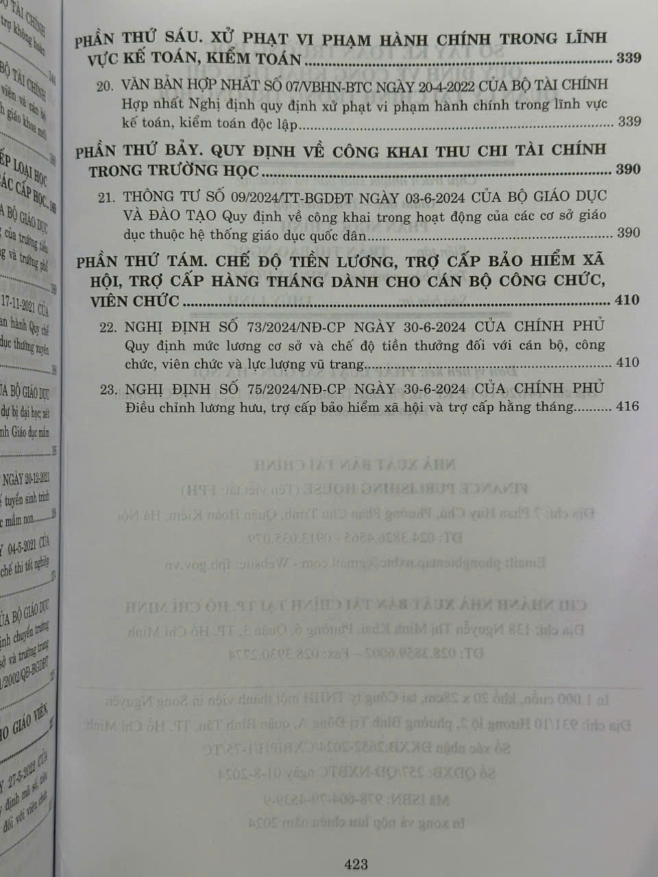 Sách Sổ Tay Kế Toán Trường Học – Quy Định Về Công Khai Thu Chi, Quản Lý Tài Chính Trong Trường Học (V2504D)