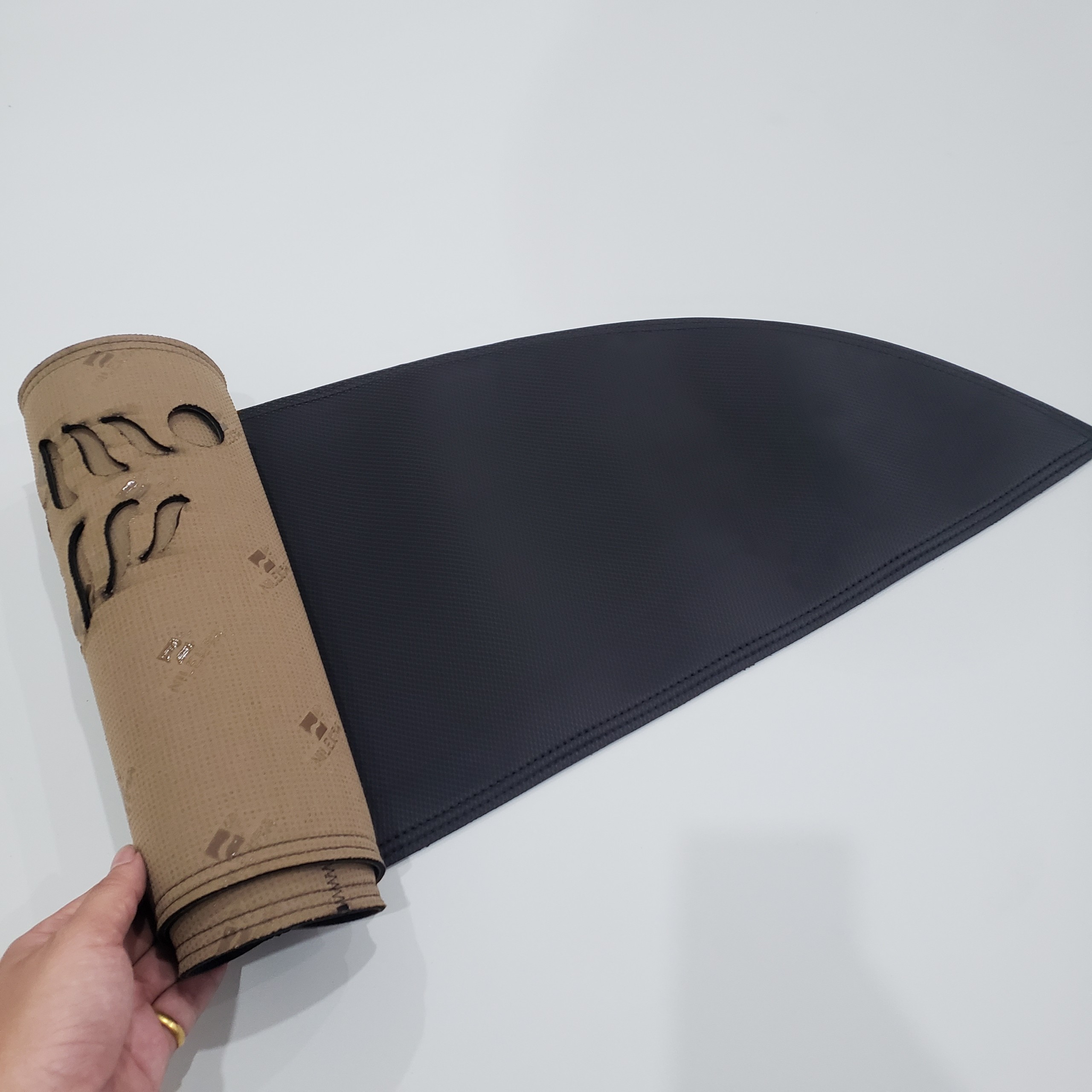 Thảm da Taplo vân carbon Cao cấp dành cho xe Sorento 2015-2019