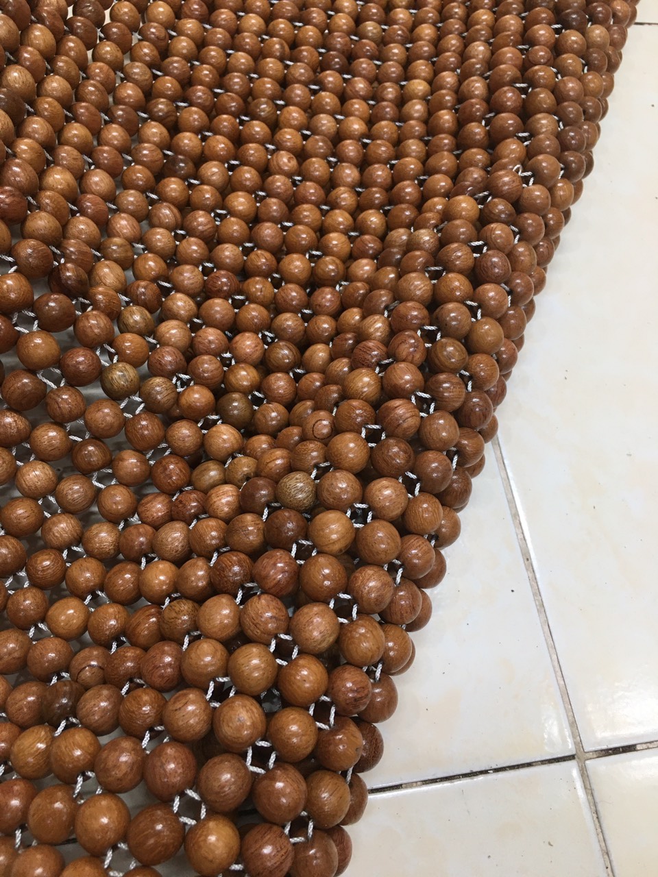 Chiếu hạt gỗ Hương Đá hạt 1,2cm - Chiếu gỗ Mian .vn ( video , hình thật )