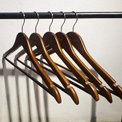 Combo Bộ 20 Móc Áo Gỗ Tam Giác Màu Nâu Cao Cấp