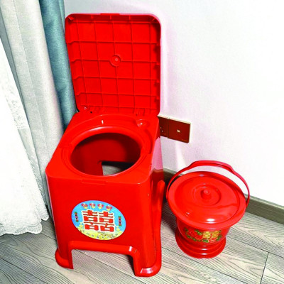 Bồn Cầu Di Động Ghế Đi Vệ Sinh Trong Nhà Chính Hãng Có Chân Đế Chống Trơn Trượt