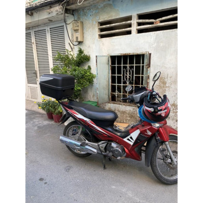 Thùng givi B32N Bold và baga givi lắp cho xe Future X, thùng xe FutureX