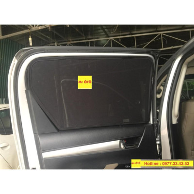 RÈM CHE NẮNG NAM CHÂM CHO XE TOYOTA HILUX 2016-2020
