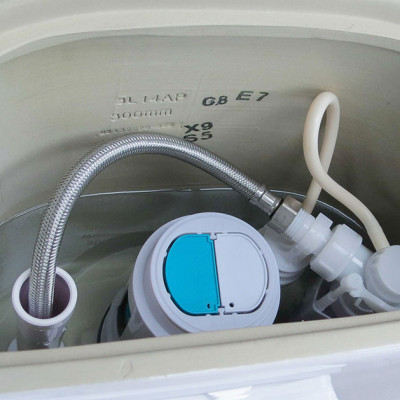 Bồn cầu 1 khối cao cấp tiêu chuẩn xuất Châu Âu, men Nano tuyết bóng sáng, nắp đóng siêu êm, 2 chế độ xả Eurolife EL-LUX 0313 (Trắng). Mẫu độc quyên của Eurolife tại thị trường Việt Nam.