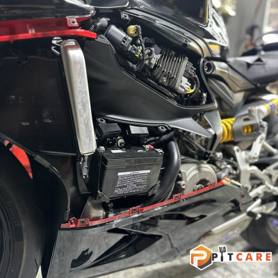 Bình Ắc Quy Cho Ducati Toplite YT7B-BS 12V 6.8Ah