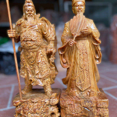 Cặp tượng văn võ song toàn ,khổng minh ( Gia cát lương ) Và quân công bằng gỗ huyết long kt cao 20cm 