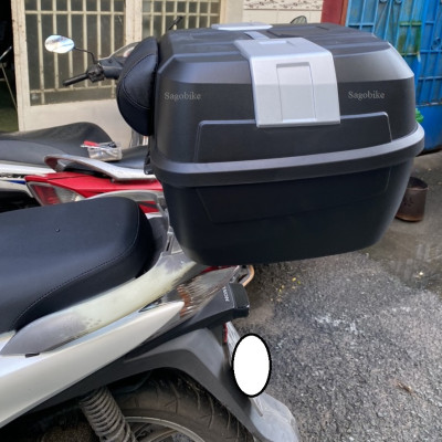 Thùng xe SH 125i, thùng Givi B45NM kèm đế và bộ kit gắn cho SH 125i