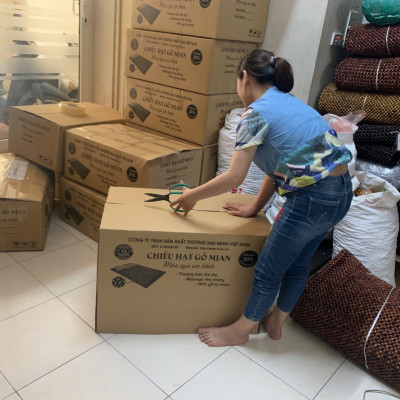 Chiếu Hạt Gỗ Hương Đỏ kích thước 2,2mx2m hạt 1.2cm ( video , hình thật )