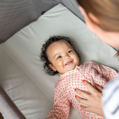 Giường Cũi Trẻ Em Joie Kubbie Sleep Foggy Gray