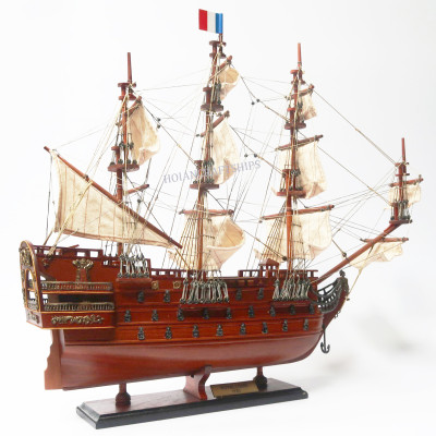 Mô hình thuyền chiến cổ Royal Louis (62cm)