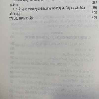 Quyền lực Mỹ trong quan hệ ngoại giao tiếp cận từ góc độ lịch sự và văn hóa (Sách chuyên khảo)