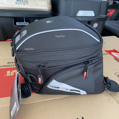 Túi ràng yên xe givi XS313, túi gắn yên sau xe XS313, túi gài bình xăng 20 lit