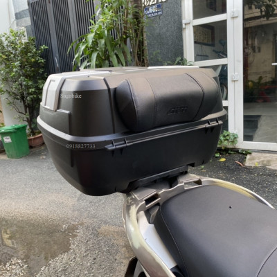 Thùng xe SH 125i, thùng Givi B45NM kèm đế và bộ kit gắn cho SH 125i