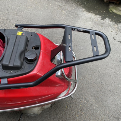 Baga Givi SR lắp cho xe Vespa LX 125/150, baga Vespa LX