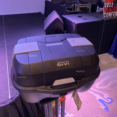 Thùng givi B45NM, thùng sau xe 45lit kèm đế, ốc gắn