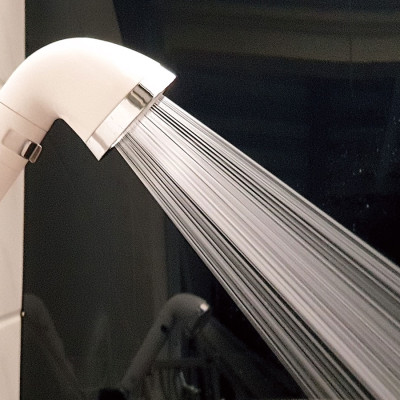 Bộ tay dây sen siêu tăng áp lõi lọc Vitamin- khoáng chất Eurolife EL-118SH (Trắng)