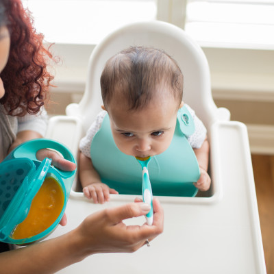 [ TF010 ] Khay ăn dăm 02 ngăn, kèm theo thìa - Dr.Brown