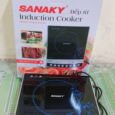 Bếp từ Sanaky SNK-BTS22C-Hàng Chính hãng tặng kèm nồi lẩu
