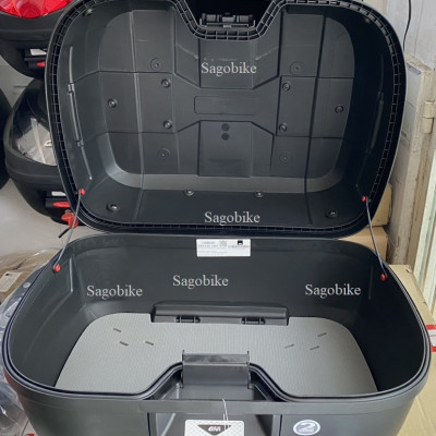 Thùng givi B45NM-ADV, thùng 45 lit mới nhất của givi, phiên bản cao cấp full phụ kiện.