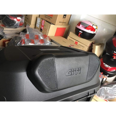 Thùng xe GSX Bandit 150, thùng Givi E43NTL, baga HRV Bandit và gối tựa lưng BE43N 