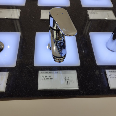 Vòi chậu rửa mặt lavabo INAX LFV-2012S nóng lạnh - Hàng chính hãng
