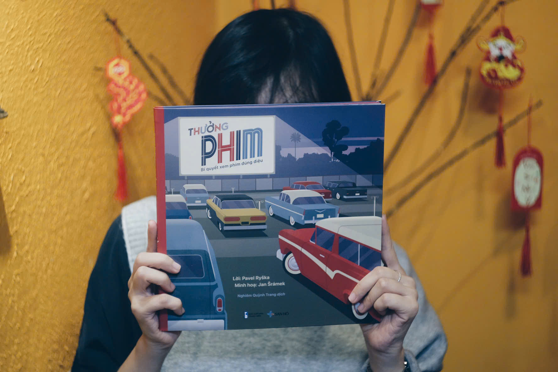 Sách Thưởng phim: Bí quyết xem phim đúng điệu | PAVEL RYŠKA | San Hô Books