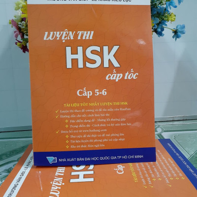 Sách - combo: Luyện thi HSK cấp tốc tập 3 (tương đương HSK 5+6 kèm CD) + Gởi tôi thời thanh xuân song ngữ Trung việt có phiên âm có mp3 nghe +DVD tài liệu