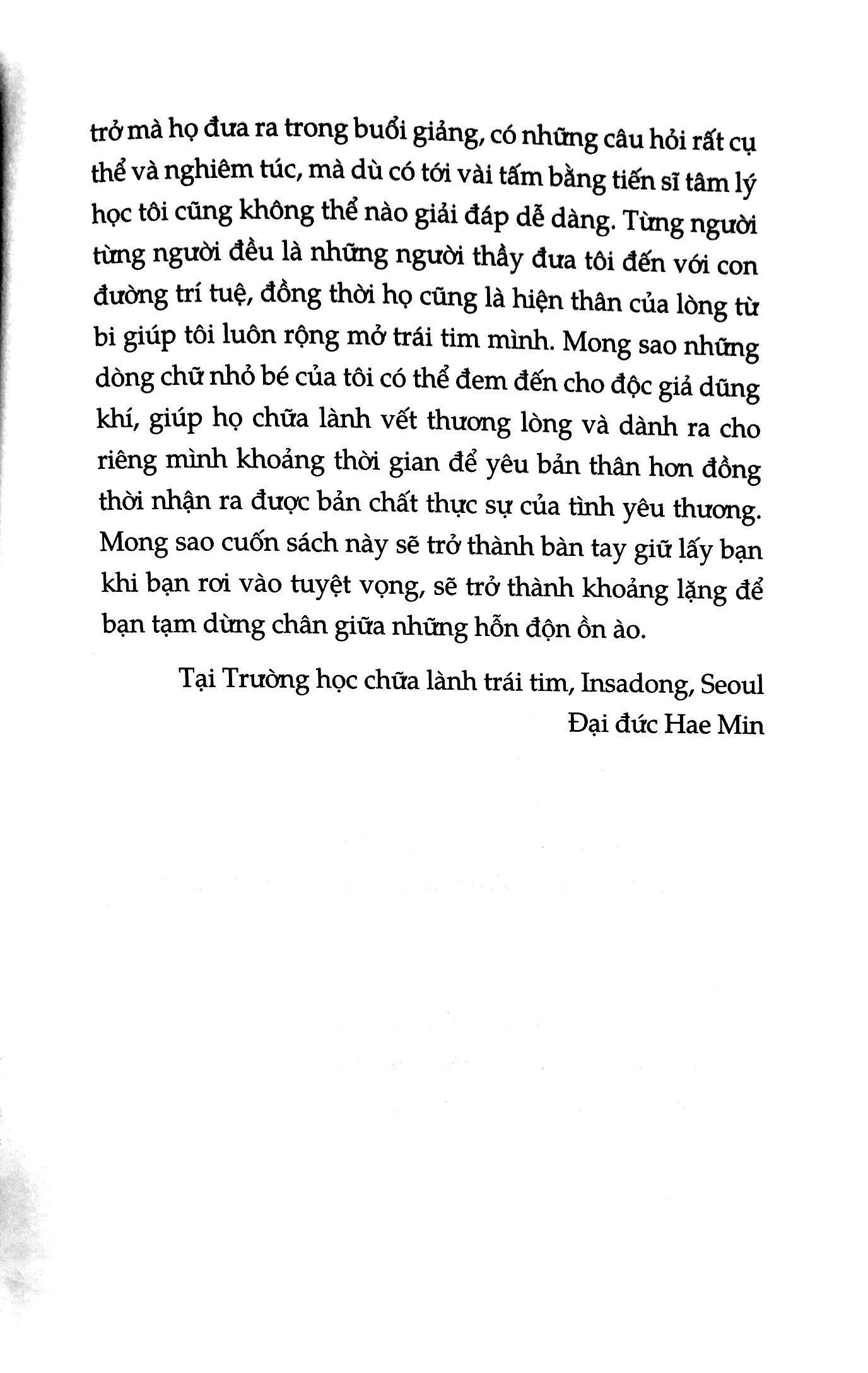 Sách - Yêu Những Điều Không Hoàn Hảo