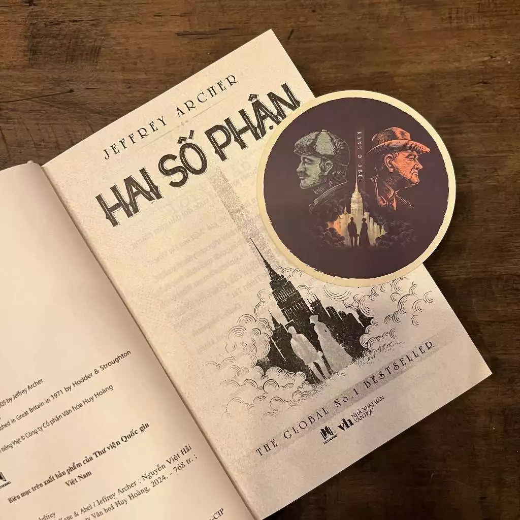 Hai Số Phận (Bìa Cứng)