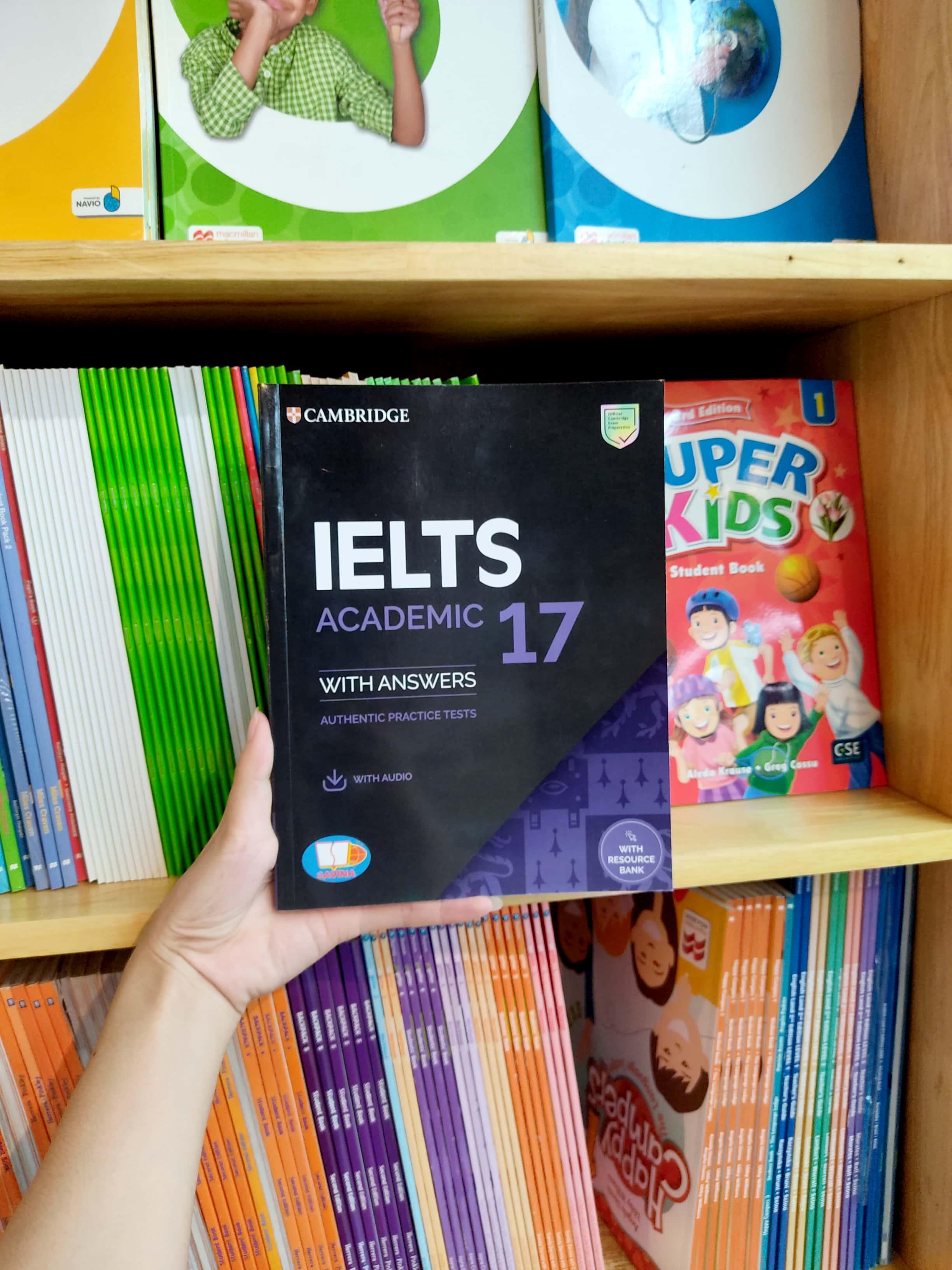 Cambridge IELTS 17 Academic With Answers (Savina)