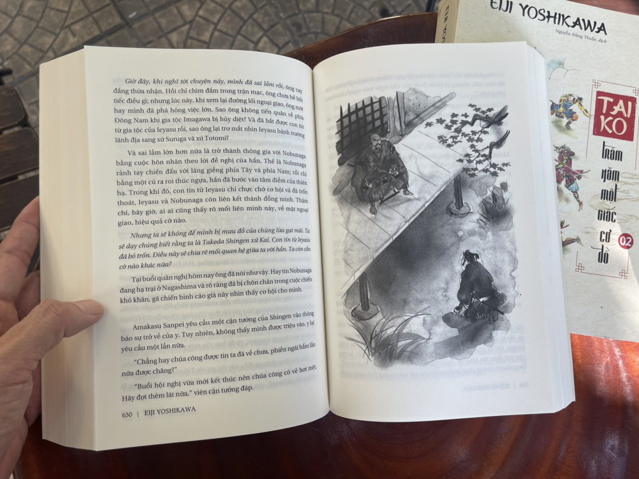 (Trọn bộ boxset 2 tập, kèm tranh minh họa in màu) (Eiji Yoshikawa - Tiểu thuyết gia lịch sử xuất sắc nhất Nhật Bản) TAIKO - TRĂM NĂM MỘT GIẤC CƠ ĐỒ – Eiji Yoshikawa - Nguyễn Đăng Thuần dịch - Huy Hoang Books phát hành - Nxb Văn Học (Bìa mềm)