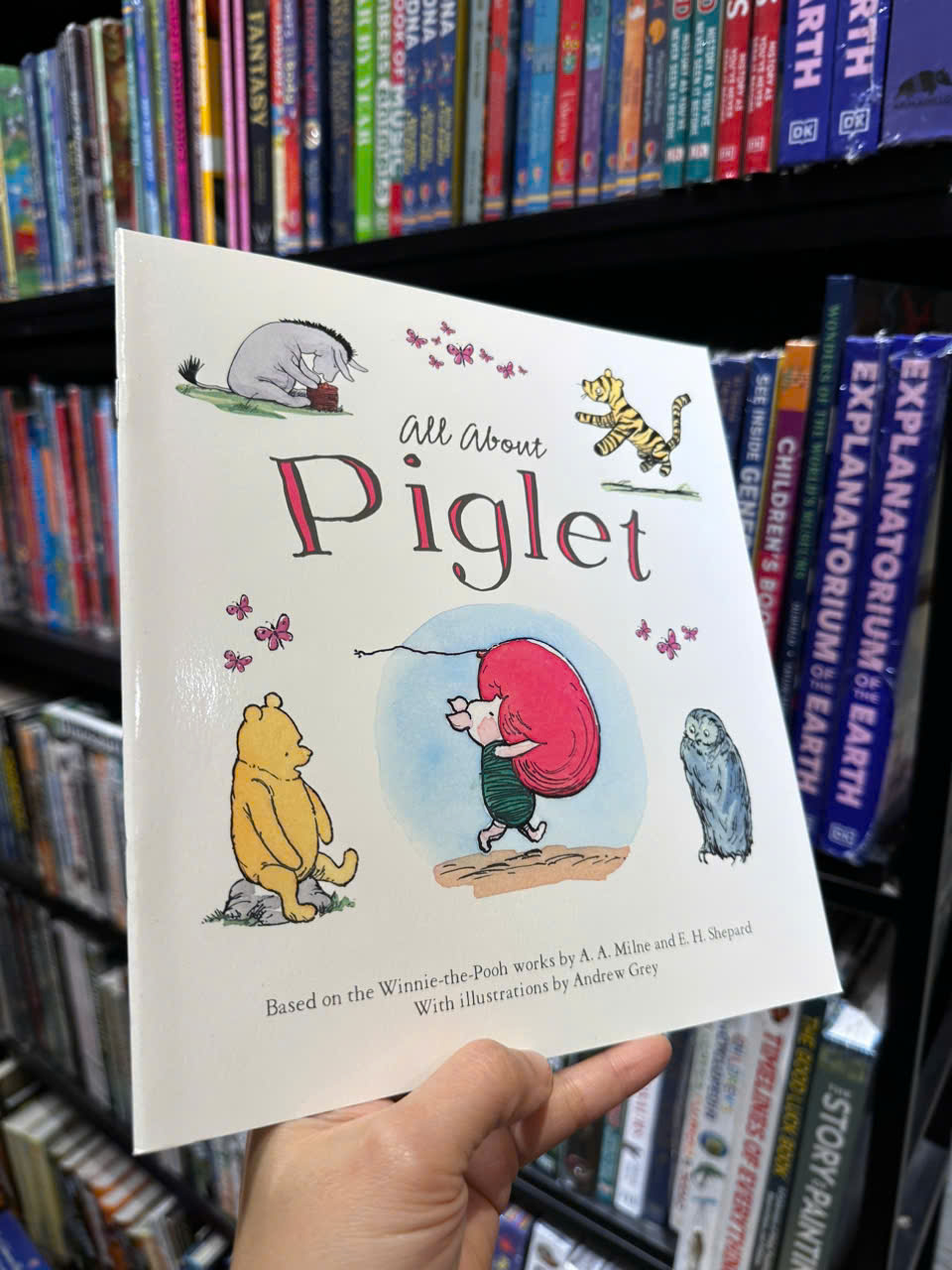 Sách - All About Piglet by A.A.Milne - Sách ngoại văn, sách thiếu nhi tiếng Anh, bìa mềm, nhập khẩu UK