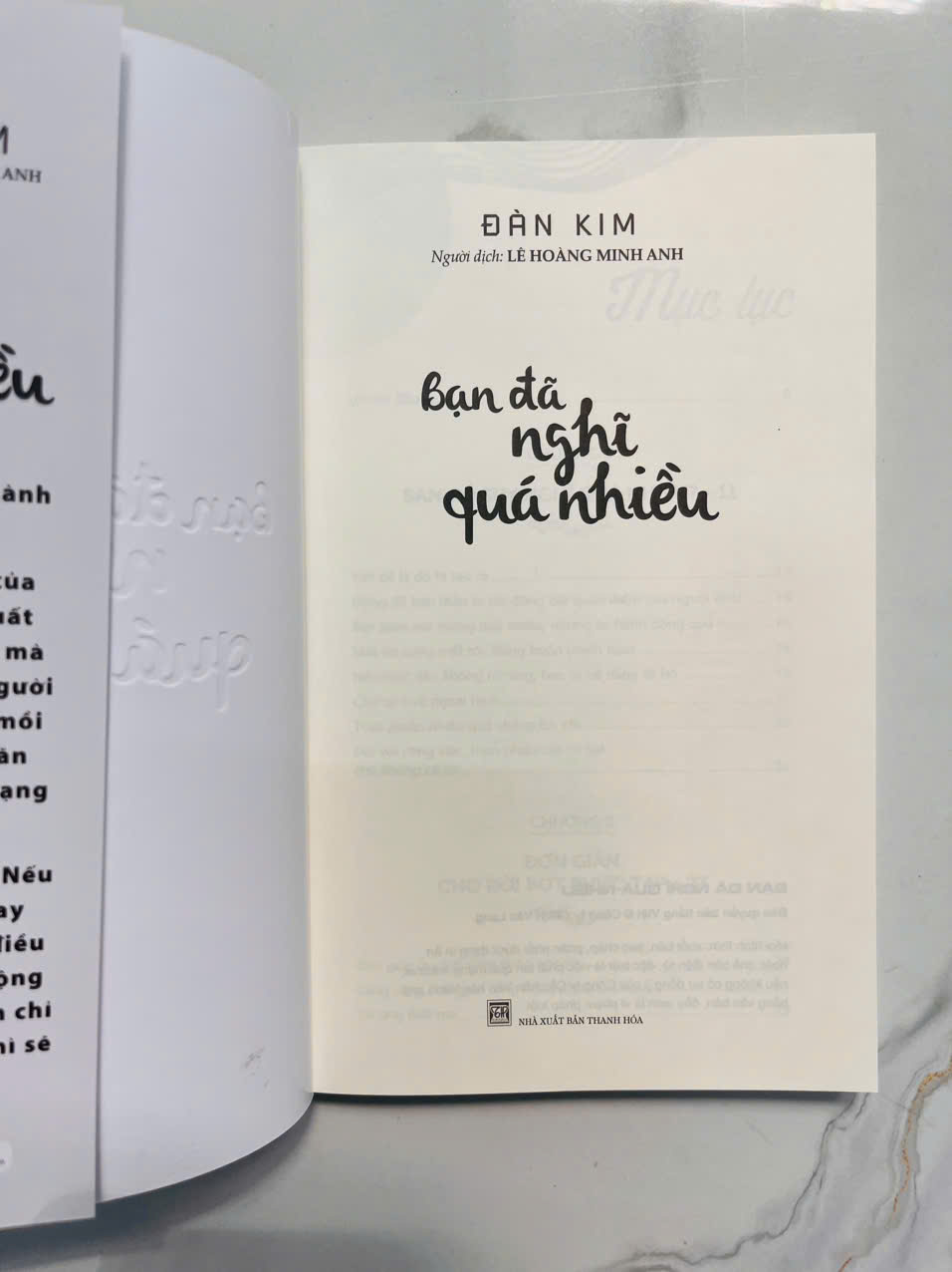 Sách - Bạn Đã Nghĩ Quá Nhiều (VLA)
