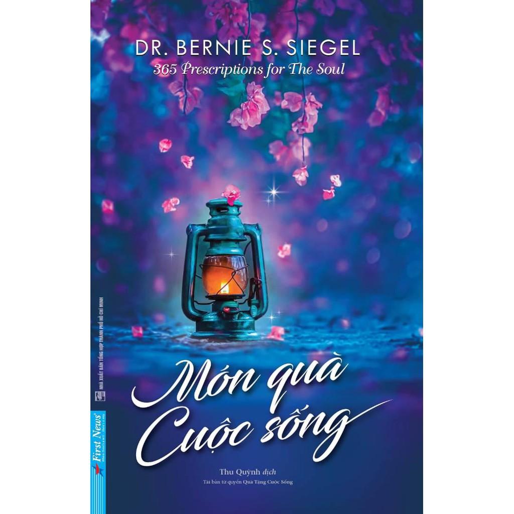Combo Món Quà Cuộc Sống + Mãi Mãi Là Yêu Thương + Quà Tặng Tinh Thần Dành Cho Cuộc Sống - Bản Quyền