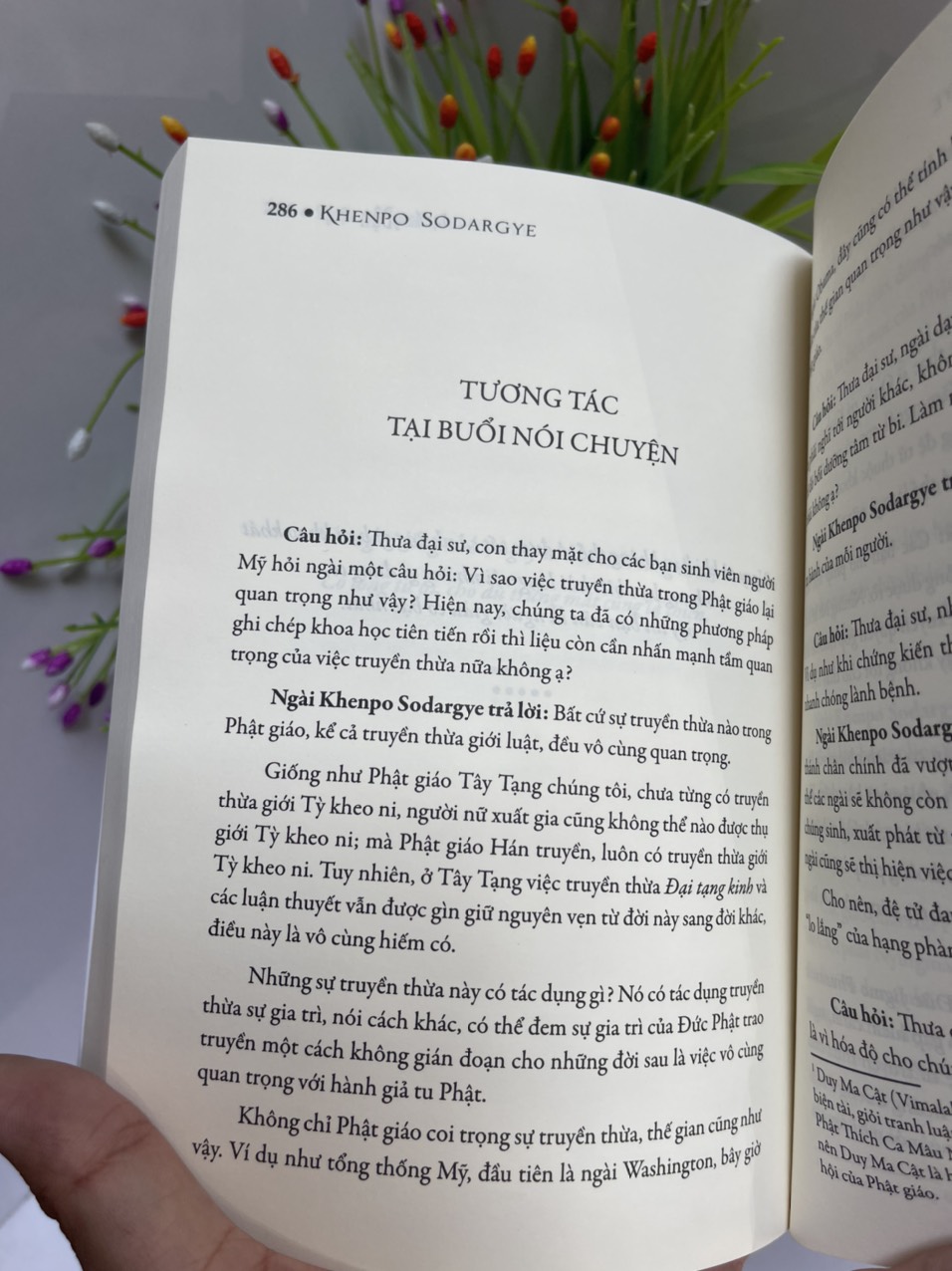 BẠN ĐANG BẬN VIỆC GÌ? - Khenpo Sodargye - Thuận Minh dịch - Achaubooks – NXB Lao Động