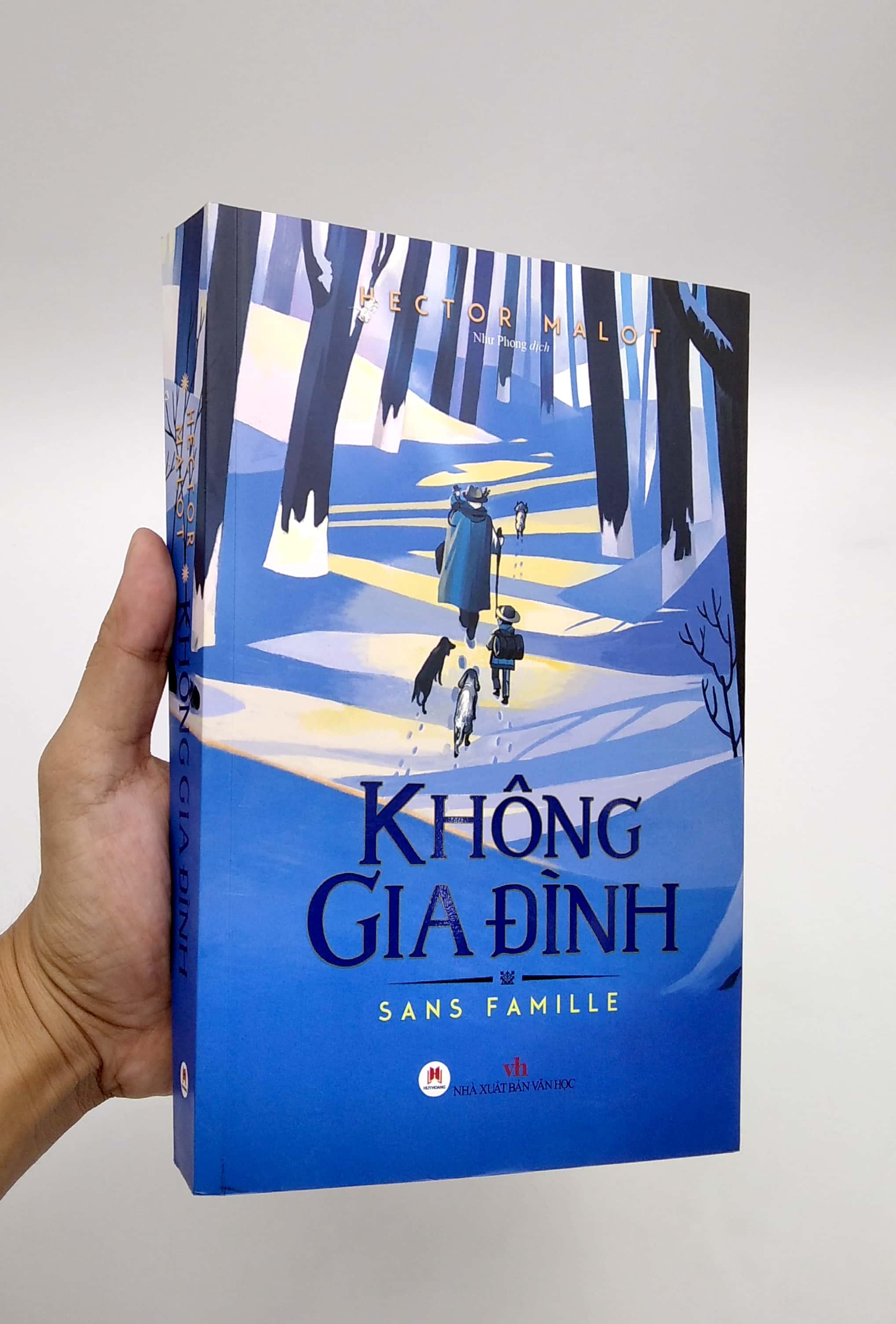 Không Gia Đình