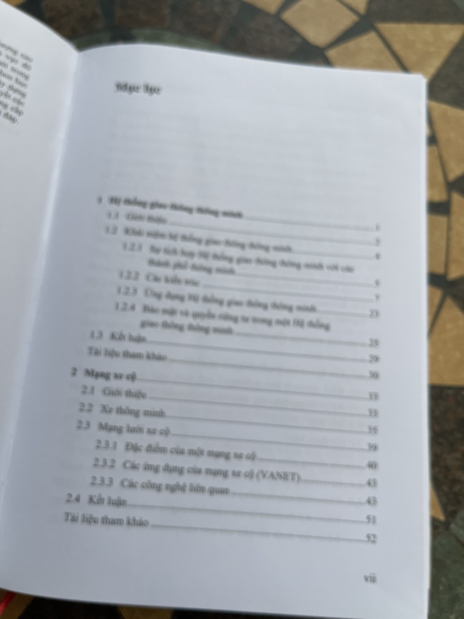 HỆ THỐNG GIAO THÔNG THÔNG MINH TRONG CÁC ĐÔ THỊ THÔNG MINH – Các khía cạnh và thách thức của mạng di động và đám mây – Rodolfo I. Meneguette – Nguyễn Cường và Trương Hồng Sơn dịch – NXB Xây Dựng
