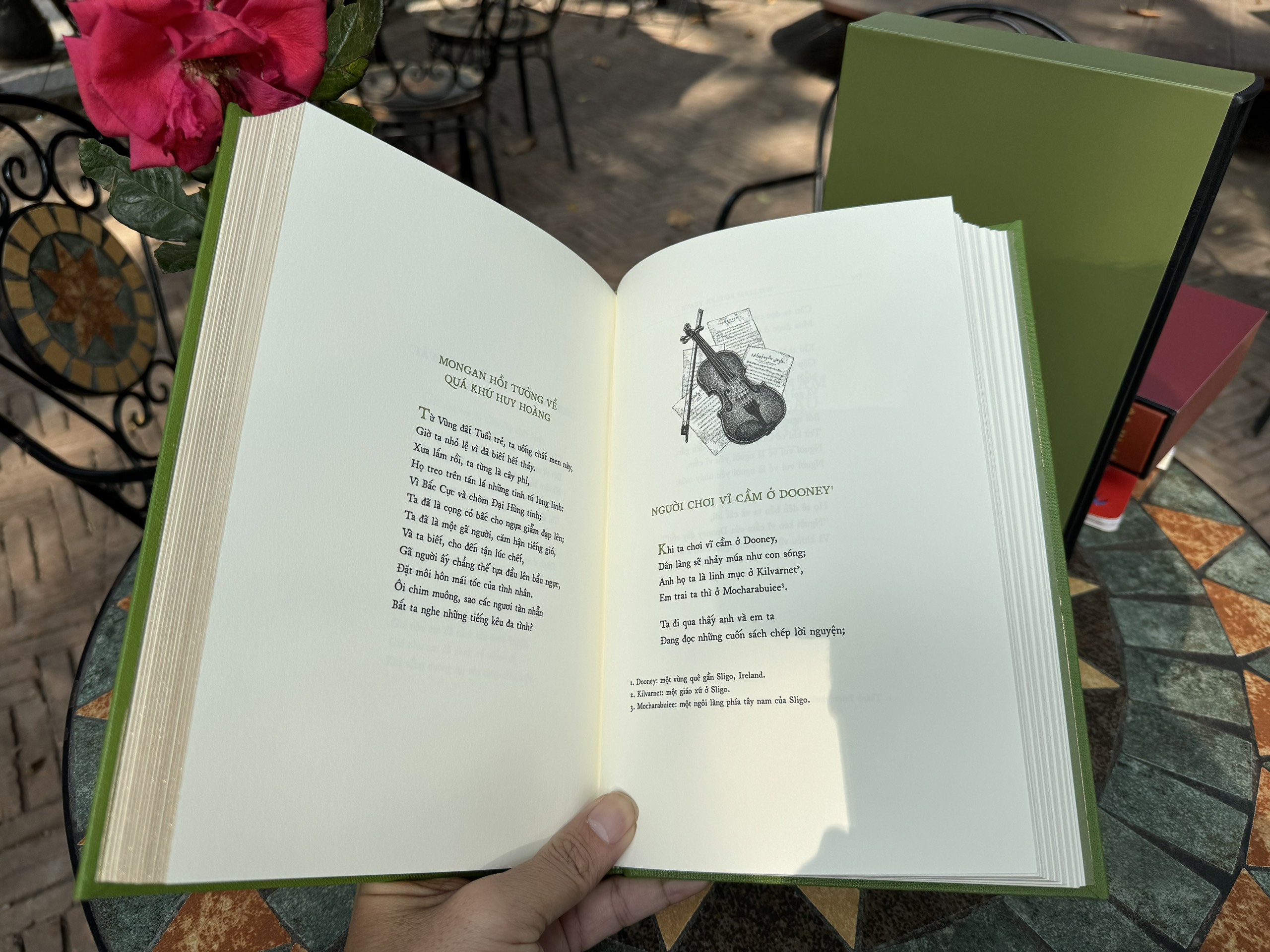 (Trăm năm Nobel) (Limited Edition 1200 bản đánh số) (bìa cứng Heritage Library Buckram, mạ cạnh nhũ vàng, giấy 100 gsm) TUYỂN TẬP THƠ WILLIAM BUTLER YEATS - Đông A