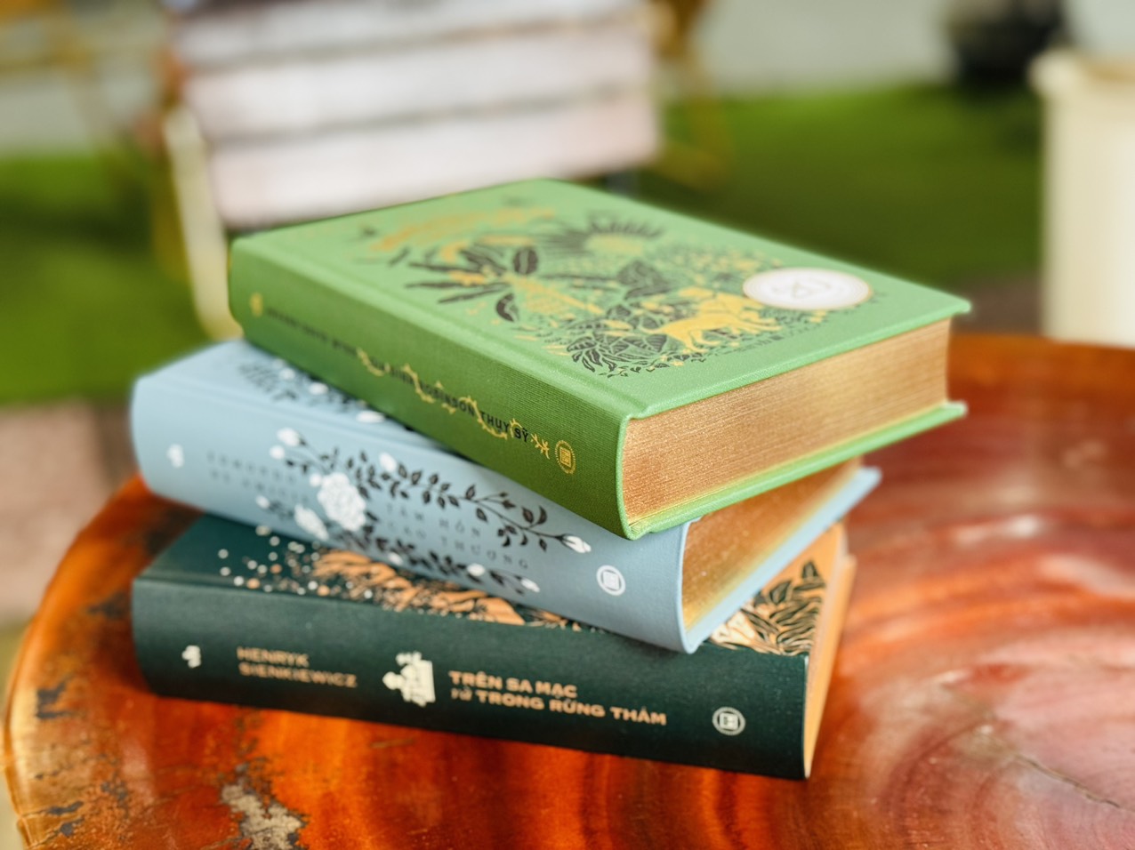(Bìa cứng bọc vải) TRÊN SA MẠC VÀ TRONG RỪNG THẲM - Henryk Sienkiewicz - Nguyễn Hữu Dũng dịch – Đông A