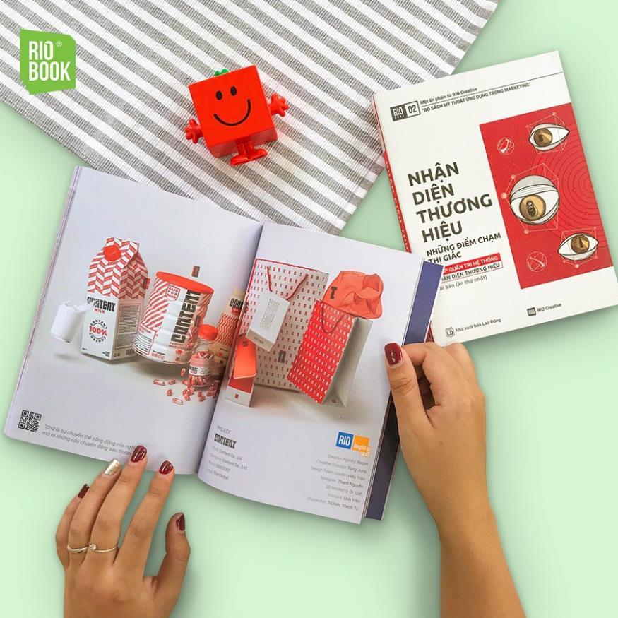 RIO Book No.2 Nhận Diện Thương Hiệu (Tái bản 2021) - Bản Quyền